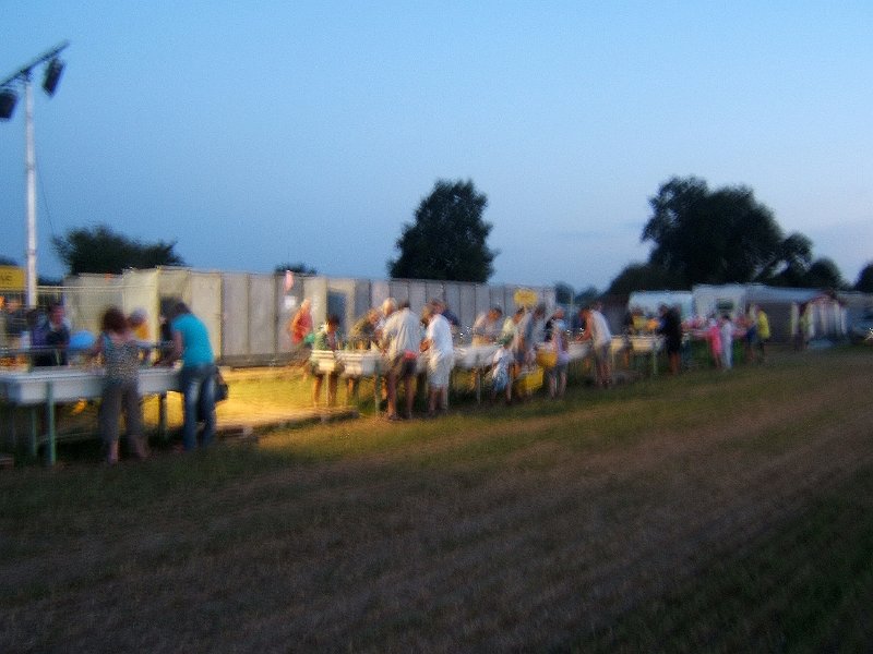 2011-07-31 20 Vaisselle plus tard.JPG